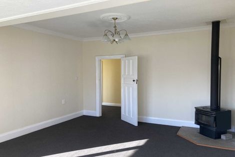 Photo of property in 10 Hargood Street, Woolston, Christchurch, 8062