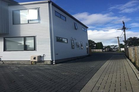 Photo of property in 69b Astley Avenue, New Lynn, Auckland, 0600