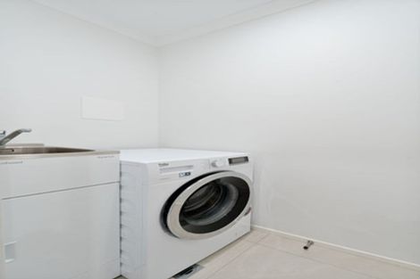 Photo of property in 32c Titoki Street, Te Atatu Peninsula, Auckland, 0610