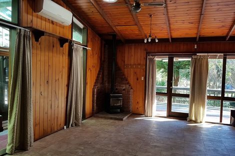 Photo of property in 694 Whitemans Valley Road, Whitemans Valley, Upper Hutt, 5371