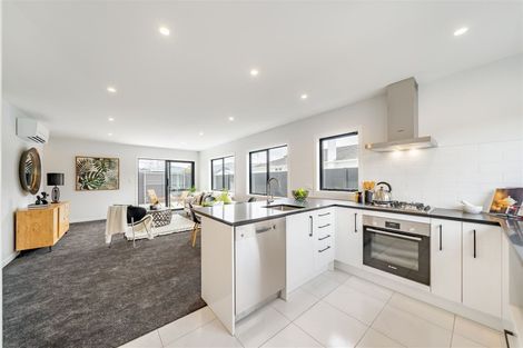 Photo of property in 47f Pine Avenue, Ebdentown, Upper Hutt, 5018