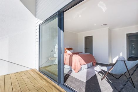 Photo of property in 3a Koreke Close, Kenepuru, 5022