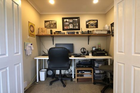 Photo of property in 19 Napier Street, Jervoistown, Napier, 4112