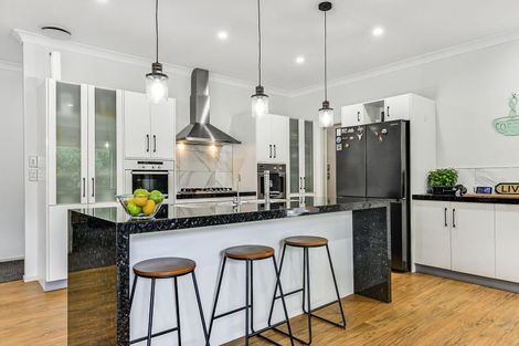 Photo of property in 43 The Esplanade, Huntington, Hamilton, 3210