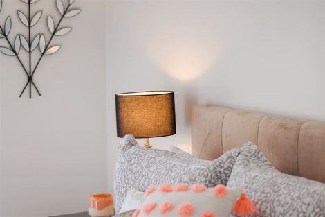 Photo of property in 17 Palliser Place, Milson, Palmerston North, 4414