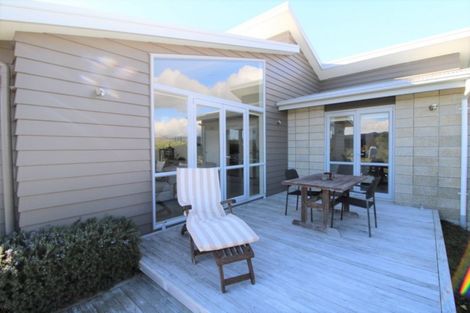 Photo of property in 122 The Fairway, Matarangi, Whitianga, 3592