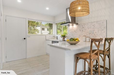 Photo of property in 1/36 Sandiacre Way, Browns Bay, Auckland, 0630