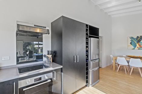 Photo of property in 33 Holland Close, Pauanui, Hikuai, 3579