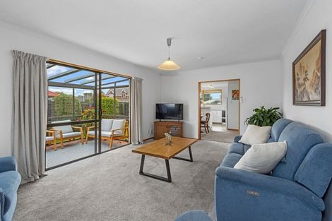 Photo of property in 2/3 Dumfries Drive, Hei Hei, Christchurch, 8042