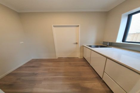 Photo of property in 2 Cooladawson Drive, Flat Bush, Auckland, 2019