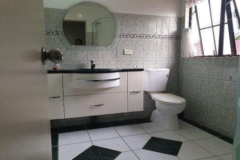 Photo of property in 14 San Domingo Rise, Henderson, Auckland, 0612