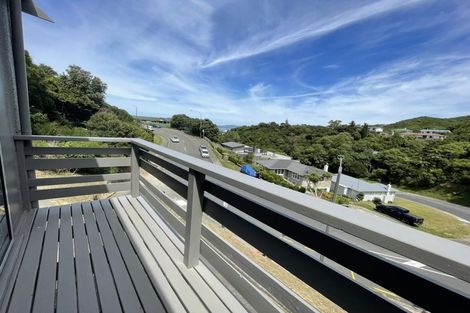 Photo of property in 97 Dowse Drive, Maungaraki, Lower Hutt, 5010