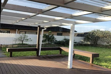 Photo of property in 13 Belcoo Crescent, East Tamaki, Auckland, 2013