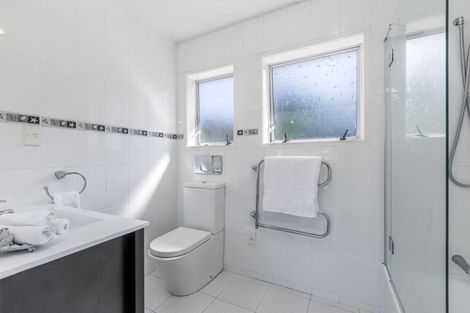 Photo of property in 100 Stapleford Crescent, Browns Bay, Auckland, 0630