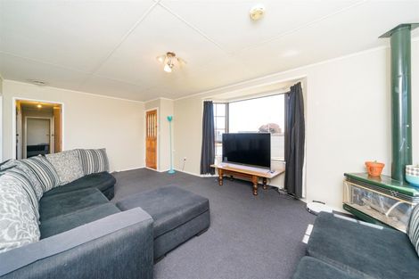 Photo of property in 2 Walton Street, Bulls, 4818