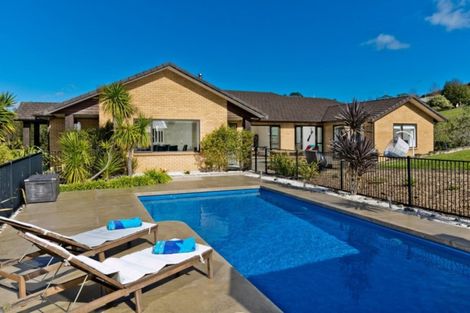 Photo of property in 41 Rautahi Terrace, Redvale, Albany, 0792