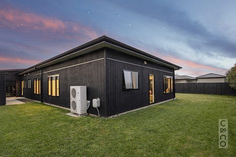 Photo of property in 19 Orchard Terrace, Riverhead, 0820