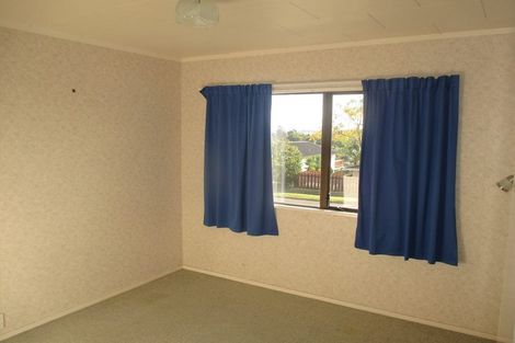 Photo of property in 15a Pohutukawa Drive, Pukete, Hamilton, 3200