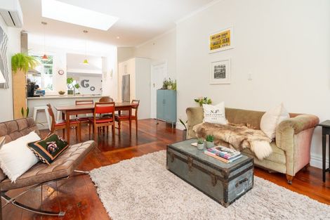 Photo of property in 33 Owen Street, Newtown, Wellington, 6021