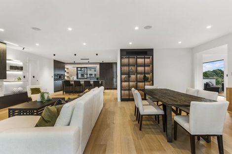 Photo of property in 28a Oliver Twist Avenue, Mellons Bay, Auckland, 2014