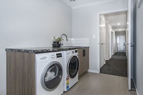 Photo of property in 12 Maui Place, Te Kamo, Whangarei, 0112