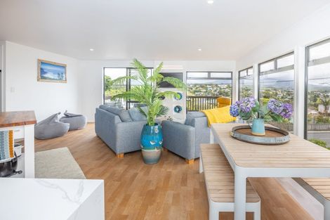 Photo of property in 8b Government Road, Raglan, 3225