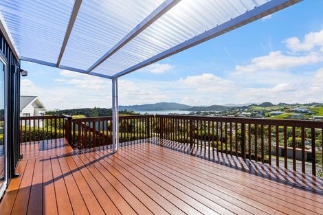 Photo of property in 43 Cable Bay Block Road, Cable Bay, 0420