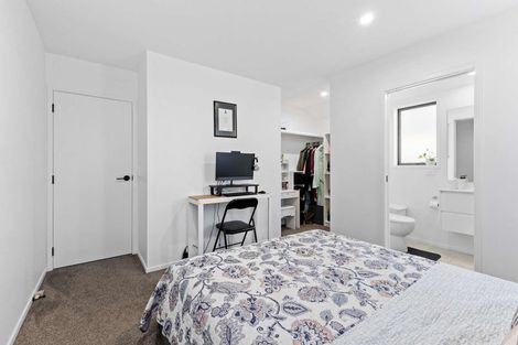 Photo of property in 6b Clerke Place, Marfell, New Plymouth, 4310