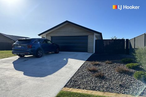 Photo of property in 14 Anderton Crescent, Mosgiel, 9024