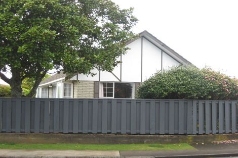 Photo of property in 237 Tukapa Street, Westown, New Plymouth, 4310