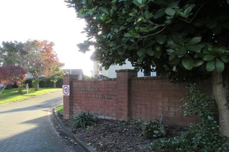 Photo of property in Heritage Estate, 4/11 Harrison Road, Mount Wellington, Auckland, 1060