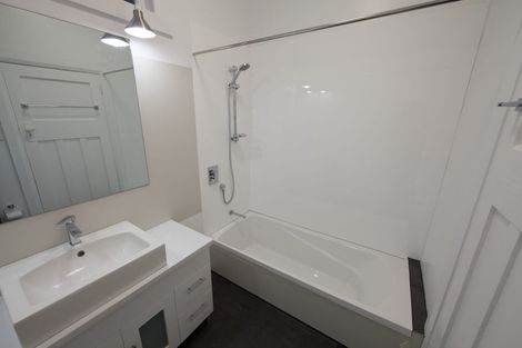 Photo of property in 28 Emerson Street, Berhampore, Wellington, 6023