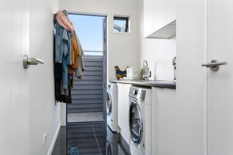 Photo of property in 2/30 Jarrett Terrace, Leamington, Cambridge, 3432