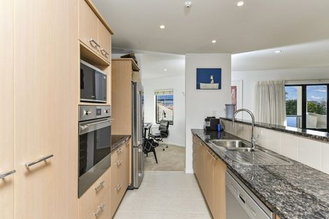 Photo of property in 26/4e Collins Street, Takapuna, Auckland, 0622