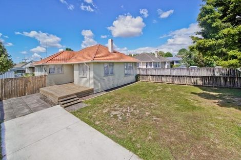 Photo of property in 10 Hockin Place, Fairfield, Hamilton, 3214