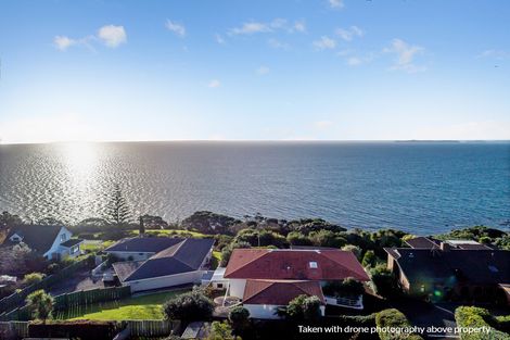 Photo of property in 56 Pacific Parade, Army Bay, Whangaparaoa, 0930