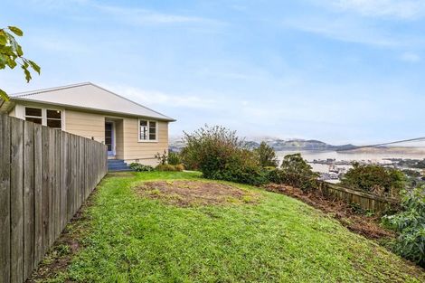 Photo of property in 2 Upham Terrace, Lyttelton, 8082