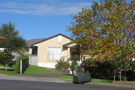 Photo of property in 11 Alf Place, Somerville, Auckland, 2014