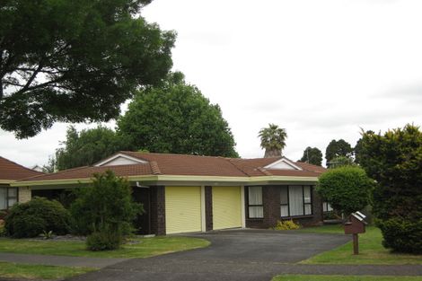 Photo of property in 230 Walter Strevens Drive, Conifer Grove, Takanini, 2112