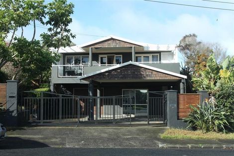 Photo of property in 32 Regent Street, Devonport, Auckland, 0624