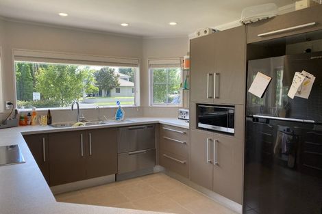 Photo of property in 32 Harrowfield Drive, Harrowfield, Hamilton, 3210