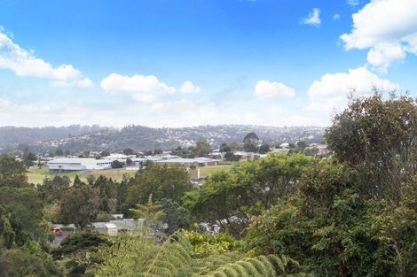 Photo of property in 6 Kia Ora Road, Beach Haven, Auckland, 0626