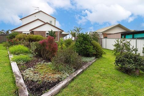 Photo of property in 21 The Glebe, Coastlands, Whakatane, 3120