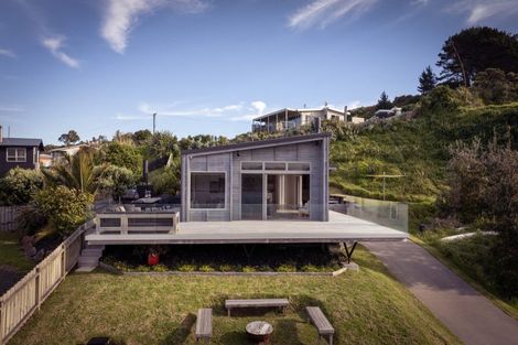 Photo of property in 115 Riria Kereopa Memorial Drive, Raglan, 3297