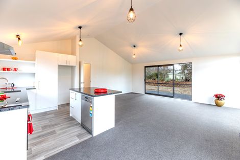 Photo of property in 32 Fitzgerald Street, Whitecliffs, Coalgate, 7673