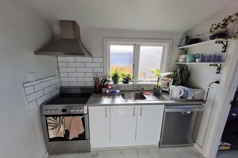 Photo of property in 2/164 Shaw Avenue, New Brighton, Christchurch, 8083