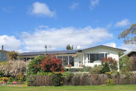 Photo of property in 52 Rainbow Drive, Rainbow Point, Taupo, 3330