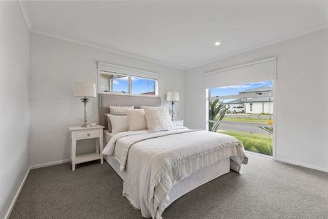 Photo of property in 114 Penetaka Heights, Pyes Pa, Tauranga, 3112