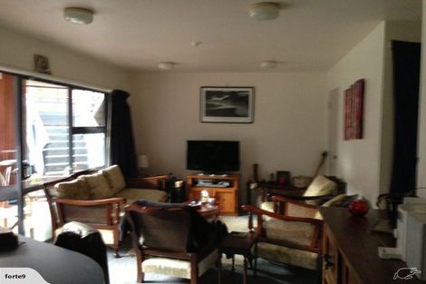 Photo of property in 10/3 The Avenue, Albany, Auckland, 0632