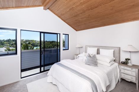 Photo of property in 155 Pah Road, Cockle Bay, Auckland, 2014